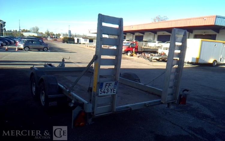 HUBIERE REMORQUE PORTE ENGIN 3T5  FF-543-YE