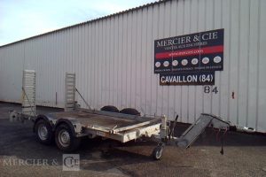HUBIERE REMORQUE PORTE ENGIN 3T5  FG-238-DT