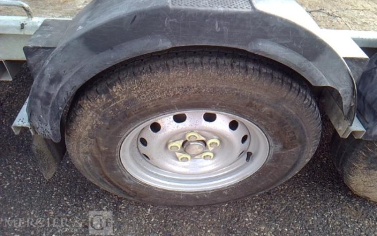 HUBIERE REMORQUE PORTE ENGIN 3T5  FG-238-DT