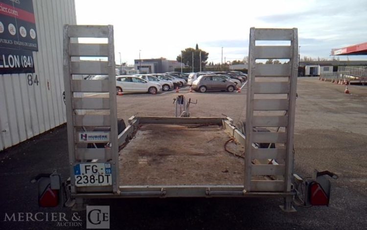 HUBIERE REMORQUE PORTE ENGIN 3T5  FG-238-DT