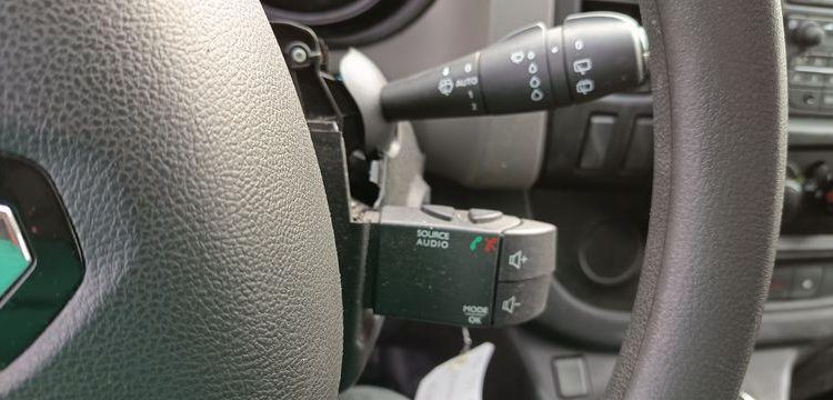 RENAULT TRAFIC FRIGO 1,6 DCI 16V ENERGY – DIESEL – 88268 KMS – ANNEE 2019 BLANC FG-595-PX