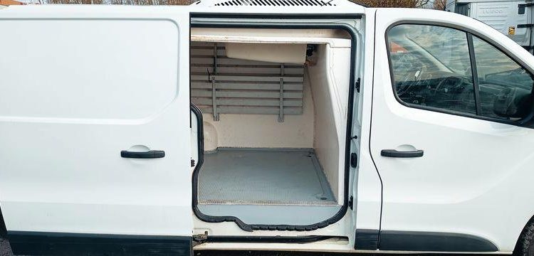 RENAULT TRAFIC FRIGO 1,6 DCI 16V ENERGY – DIESEL – 88268 KMS – ANNEE 2019 BLANC FG-595-PX