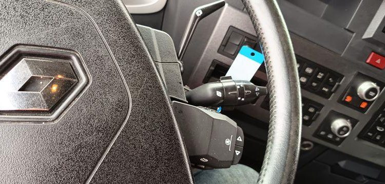 RENAULT T 480 DTI 13 EQUIPE HYDRAULIQUE PTRA : 44 TONNES – DIESEL – 776591 KMS – AN 2019 GRIS FH-639-TE