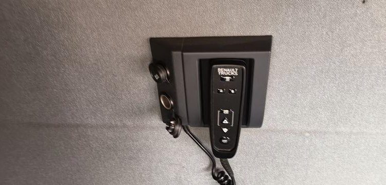 RENAULT T 480 DTI 13 EQUIPE HYDRAULIQUE PTRA : 44 TONNES – DIESEL – 776591 KMS – AN 2019 GRIS FH-639-TE