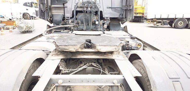 RENAULT T 480 DTI 13 EQUIPE HYDRAULIQUE PTRA : 44 TONNES – DIESEL – 776591 KMS – AN 2019 GRIS FH-639-TE