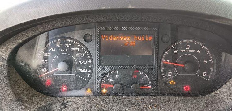 PEUGEOT III BOXER III PHASE 3 FOURGON 335 L3H2 2.0 BLUEHDi 16V  S&S 163 CV – DIESEL BLANC FJ-138-BA