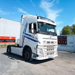 VOLVO FH 460 PTRA 44 TONNES – DIESEL – 976779 KMS – ANNEE 2019 BLANC FK-894-JP