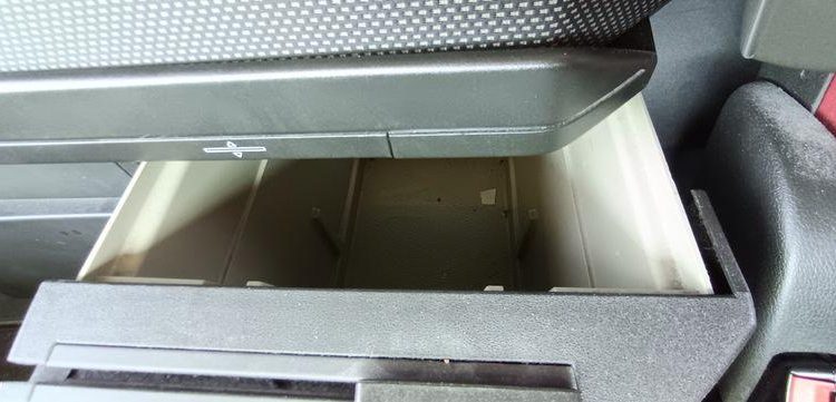 VOLVO FH 460 PTRA 44 TONNES – DIESEL – 976779 KMS – ANNEE 2019 BLANC FK-894-JP