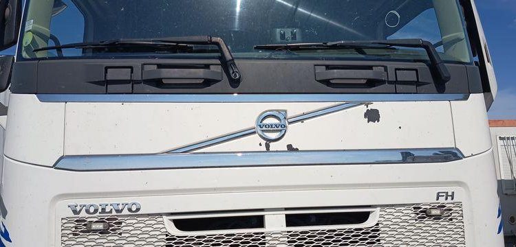 VOLVO FH 460 PTRA 44 TONNES – DIESEL – 976779 KMS – ANNEE 2019 BLANC FK-894-JP