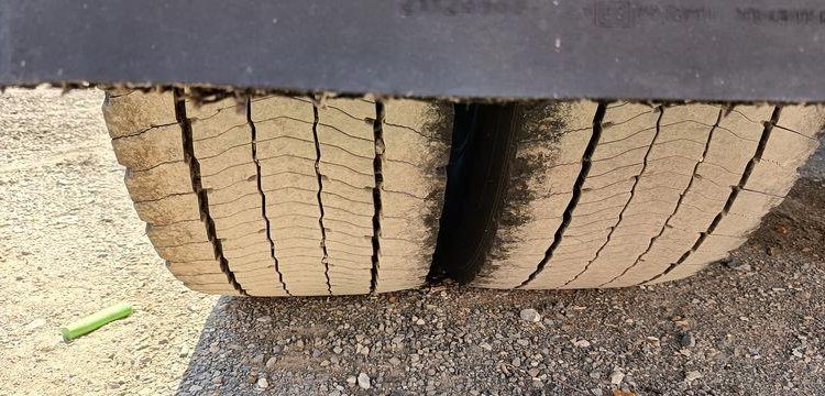 VOLVO FH 460 PTRA 44 TONNES – DIESEL – 976779 KMS – ANNEE 2019 BLANC FK-894-JP