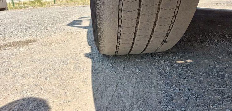 VOLVO FH 460 PTRA 44 TONNES – DIESEL – 976779 KMS – ANNEE 2019 BLANC FK-894-JP