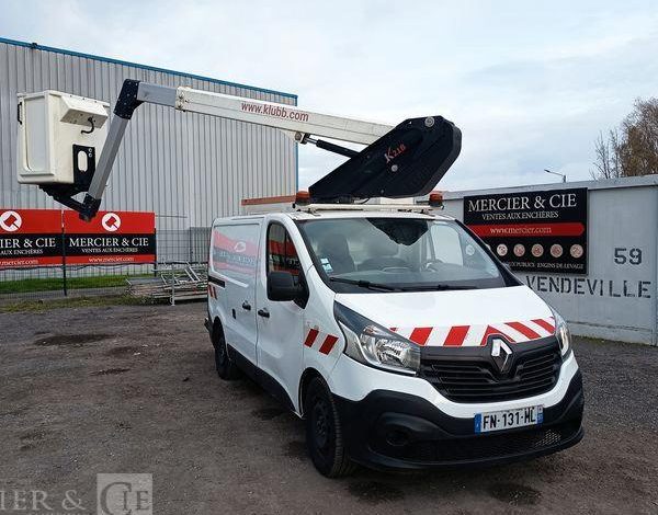 RENAULT TRAFIC AVEC NACELLE  FN-131-ML