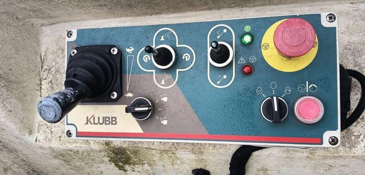 RENAULT TRAFIC AVEC NACELLE  FN-131-ML