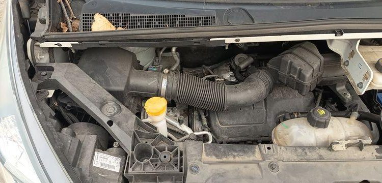 RENAULT TRAFIC AVEC NACELLE  FN-131-ML