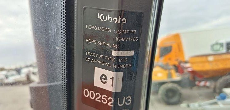 KUBOTA TRACTEUR M7152 – DIESEL –  6165 HEURES – ANNEE 2020  FP-596-EW
