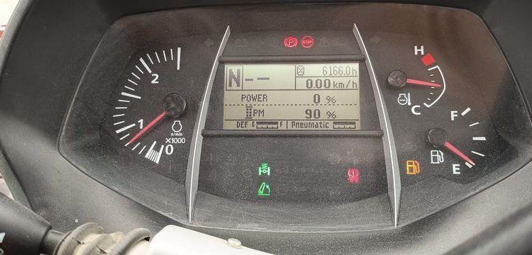 KUBOTA TRACTEUR M7152 – DIESEL –  6165 HEURES – ANNEE 2020  FP-596-EW