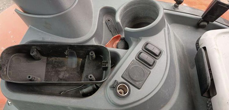 KUBOTA TRACTEUR M7152 – DIESEL –  6165 HEURES – ANNEE 2020  FP-596-EW