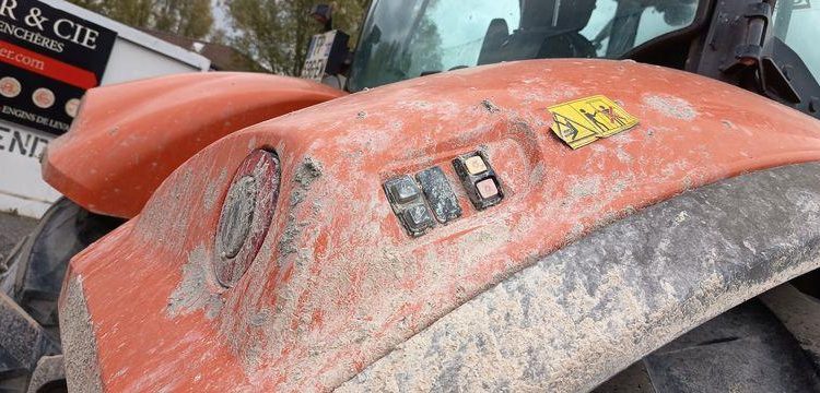 KUBOTA TRACTEUR M7152 – DIESEL –  6165 HEURES – ANNEE 2020  FP-596-EW