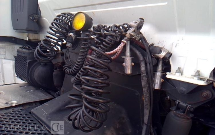 IVECO STRALIS 480E6 4X2 PTAC 19T BLANC FV-589-TF