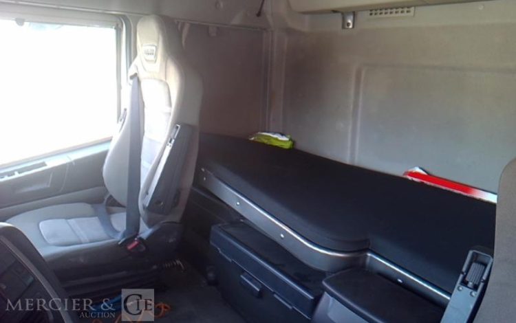 IVECO STRALIS 480E6 4X2 PTAC 19T BLANC FV-589-TF