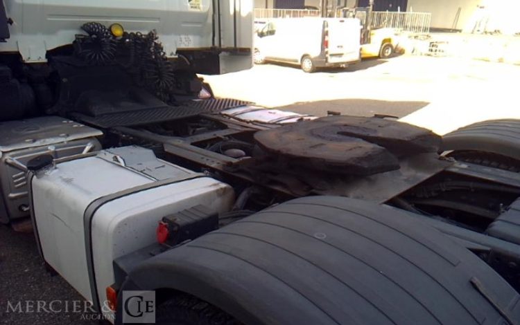 IVECO STRALIS 480E6 4X2 PTAC 19T BLANC FV-589-TF