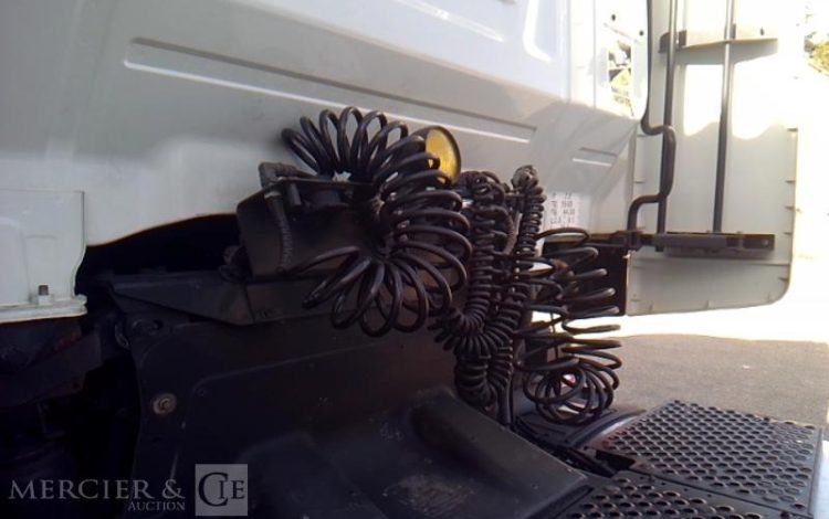 IVECO STRALIS 480E6 4X2 PTAC 19T BLANC FV-589-TF