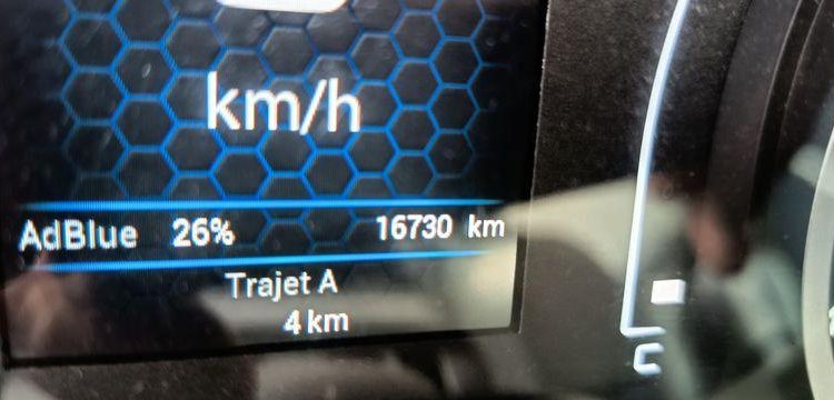 IVECO DAILY 35S14 AVEC NACELLE 141TLE – 12 M – DIESEL – 220 HEURES – ANNEE 2020 BLANC FV-823-CY