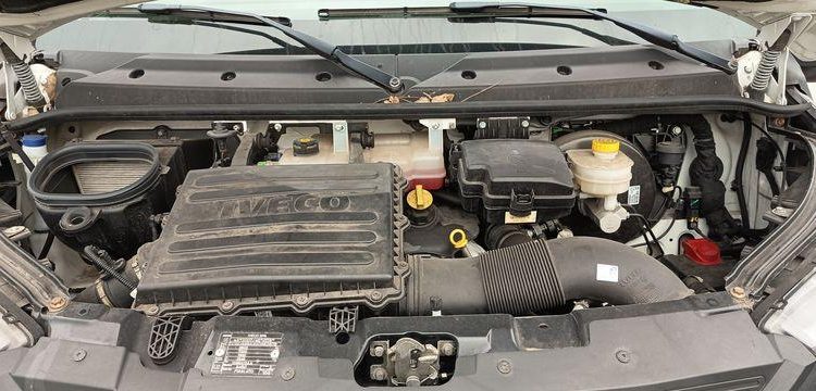 IVECO DAILY 35S14 AVEC NACELLE 141TLE – 12 M – DIESEL – 220 HEURES – ANNEE 2020 BLANC FV-823-CY