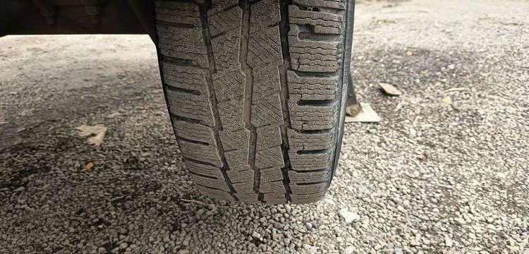 IVECO DAILY 35S14 AVEC NACELLE 141TLE – 12 M – DIESEL – 220 HEURES – ANNEE 2020 BLANC FV-823-CY