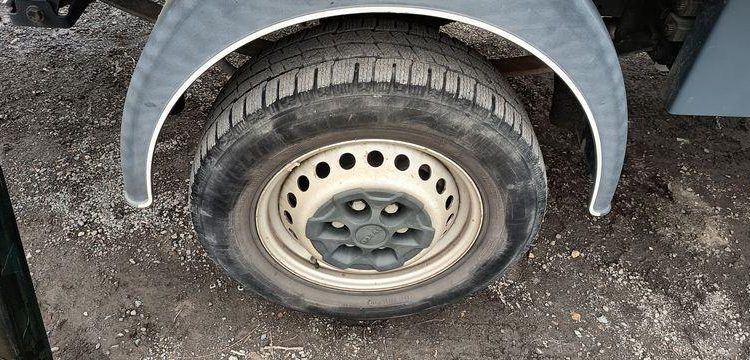 IVECO DAILY 35S14 AVEC NACELLE 141TLE – 12 M – DIESEL – 220 HEURES – ANNEE 2020 BLANC FV-823-CY