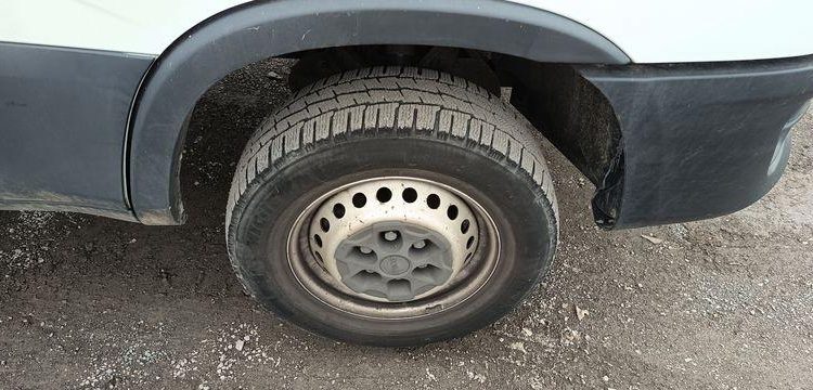 IVECO DAILY 35S14 AVEC NACELLE 141TLE – 12 M – DIESEL – 220 HEURES – ANNEE 2020 BLANC FV-823-CY