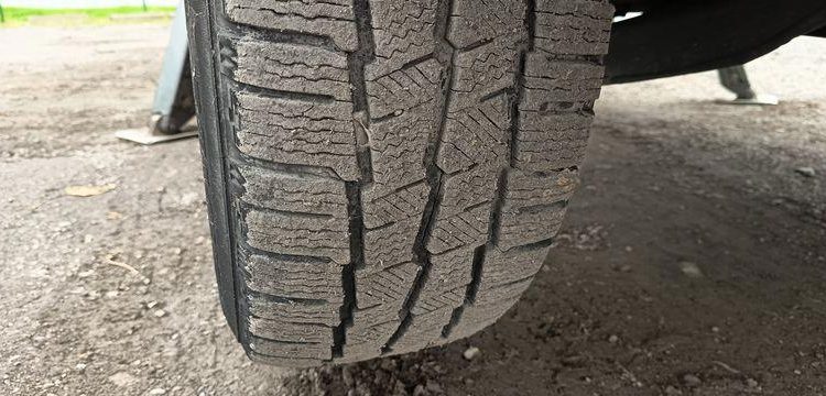 IVECO DAILY 35S14 AVEC NACELLE 141TLE – 12 M – DIESEL – 220 HEURES – ANNEE 2020 BLANC FV-823-CY