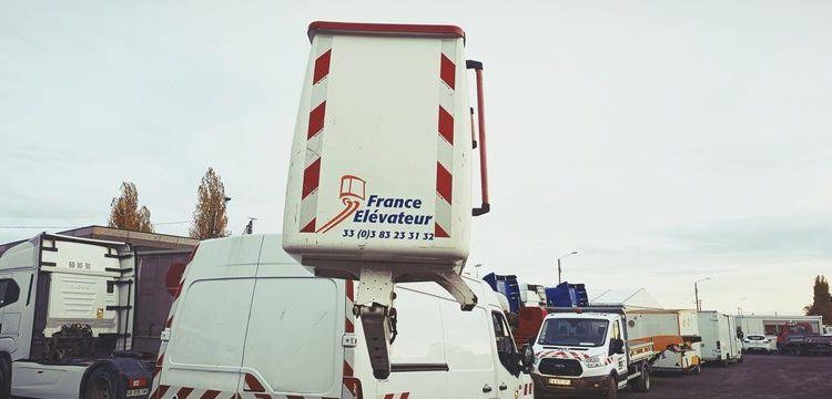 RENAULT MASTER L2H2 2,3 DCI AVEC  NACELLE 121F – 10 M  DIESEL – 764 HEURES  – ANNEE 2021 BLANC FW-090-XD