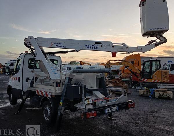 IVECO DAILY 35S14H AVEC NACELLE FRANCE ELEVATEUR 141 TLE – 12M – 344 HEURES- AN 2020 BLANC FW-805-AX