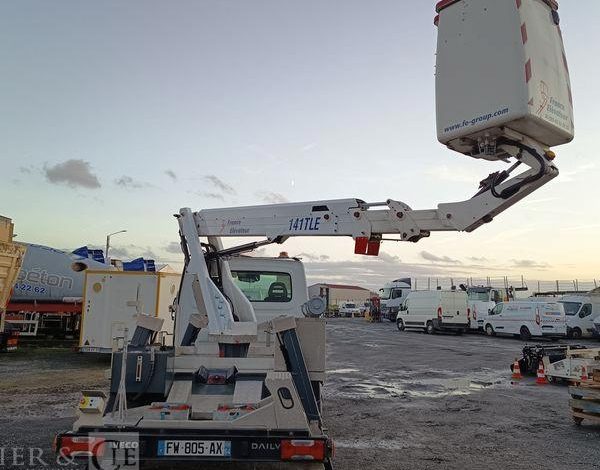 IVECO DAILY 35S14H AVEC NACELLE FRANCE ELEVATEUR 141 TLE – 12M – 344 HEURES- AN 2020 BLANC FW-805-AX