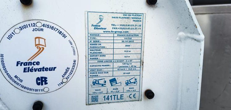 IVECO DAILY 35S14H AVEC NACELLE FRANCE ELEVATEUR 141 TLE – 12M – 344 HEURES- AN 2020 BLANC FW-805-AX