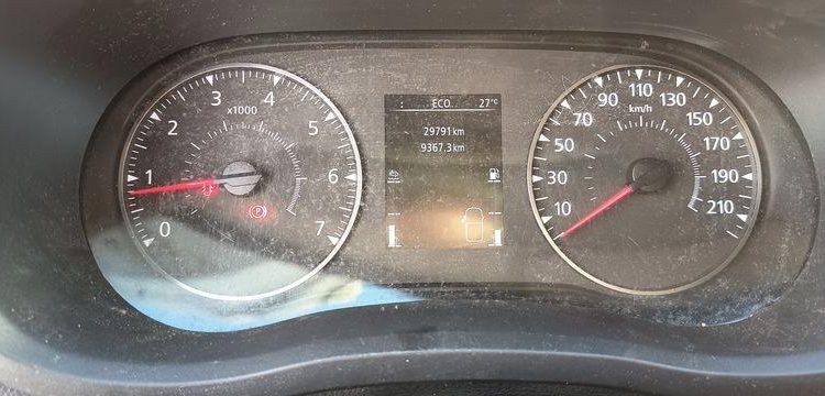 RENAULT MASTER AVEC NACELLE KLUBB KL32 / 10 M -DIESEL – 271 HEURES – 29791 KMS – AN 2016 BLANC GC-197-VK