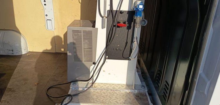 RENAULT MASTER AVEC NACELLE KLUBB KL32 / 10 M -DIESEL – 271 HEURES – 29791 KMS – AN 2016 BLANC GC-197-VK