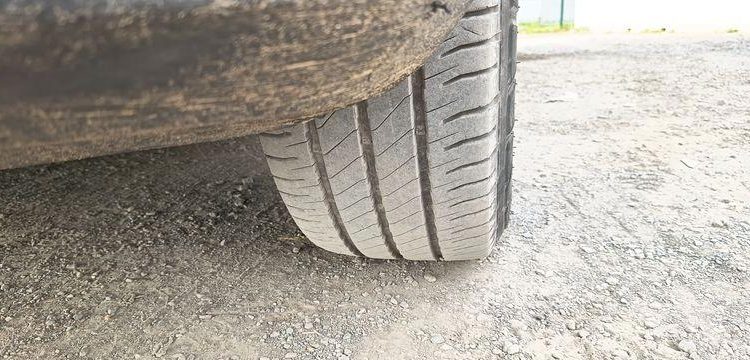 RENAULT MASTER AVEC NACELLE KLUBB KL32 / 10 M -DIESEL – 271 HEURES – 29791 KMS – AN 2016 BLANC GC-197-VK