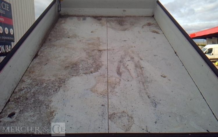 MERCEDES SPRINTER 519 CDI BENNE SIMPLE CABINE COFFRE BLANC GC-325-FG