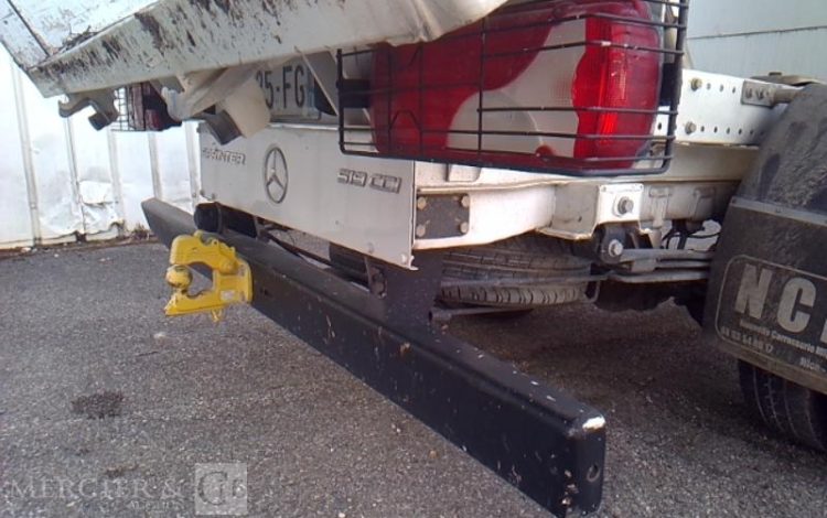 MERCEDES SPRINTER 519 CDI BENNE SIMPLE CABINE COFFRE BLANC GC-325-FG