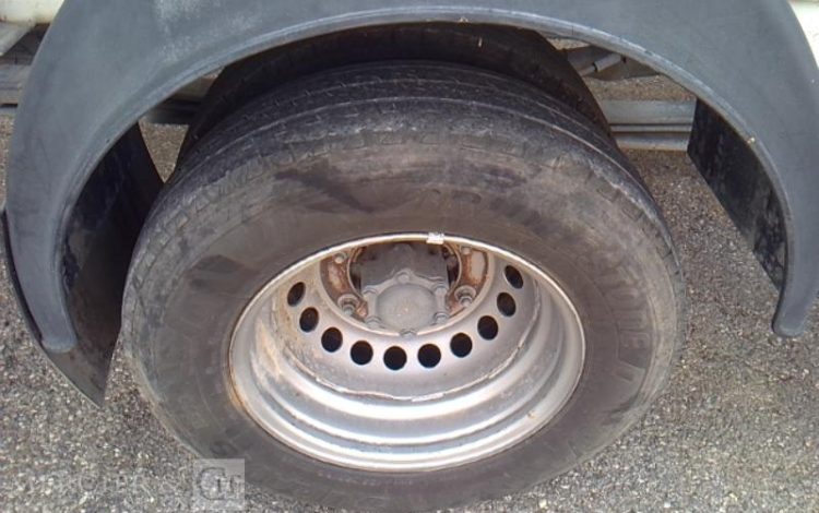 MERCEDES SPRINTER 519 CDI BENNE SIMPLE CABINE COFFRE BLANC GC-325-FG