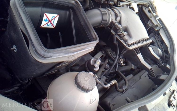 MERCEDES SPRINTER 519 CDI BENNE SIMPLE CABINE COFFRE BLANC GC-325-FG