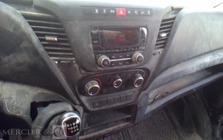 IVECO DAILY 35-160 BENNE SIMPLE CABINE COFFRE BLANC GG-784-VF