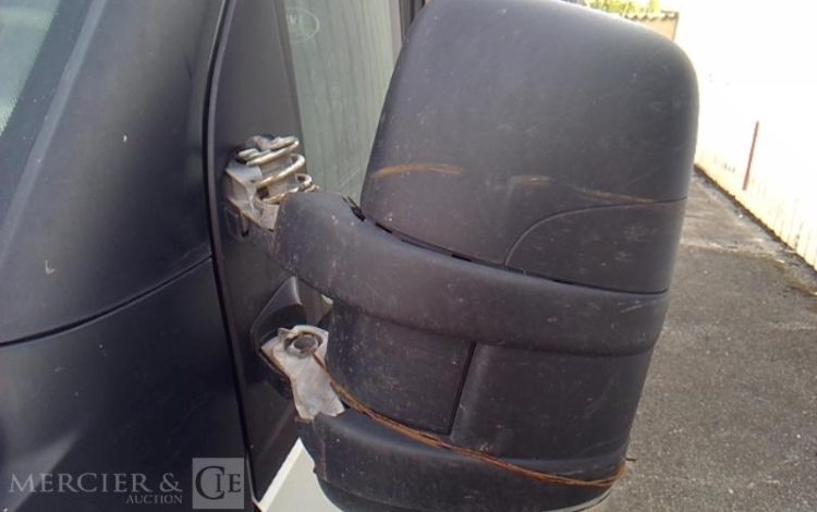 IVECO DAILY 35-160 BENNE SIMPLE CABINE COFFRE BLANC GG-784-VF