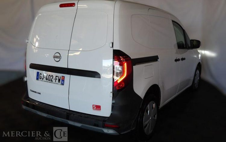 NISSAN TOWNSTAR 1.3 TCE 130ch BLANC GJ-402-FW