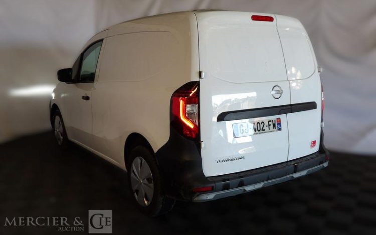 NISSAN TOWNSTAR 1.3 TCE 130ch BLANC GJ-402-FW