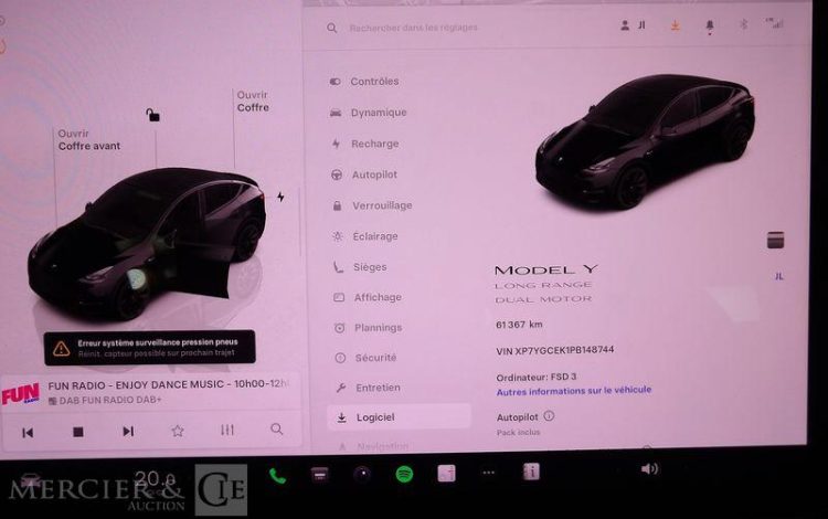 TESLA MODEL Y 515 82KWH GRANDE-AUTONOMIE DUAL-MOTOR 4WD NOIR GQ-725-QT