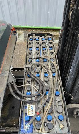 CHARIOT ELECTRIQUE LATERAL retract BT RRE160 MAT TRIPLEX CAPACITE 1,6T 8,5M  MV2