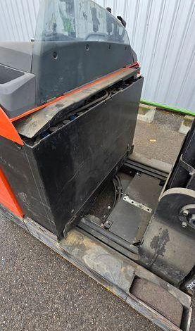 CHARIOT ELECTRIQUE LATERAL retract BT RRE160 MAT TRIPLEX CAPACITE 1,6T 8,5M  MV2